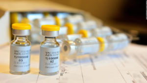 ¿Cómo es la vacuna de Johnson & Johnson que podría autorizarse en Chile?