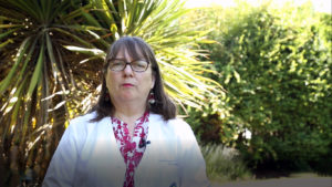 Dra. Vivian Luchsinger y posibilidad de fabricar vacunas en Chile: “La capacidad científica y técnica está”