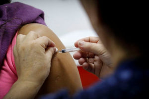 Comité Asesor en Vacunas analizará obligatoriedad de la inoculación contra el Covid-19