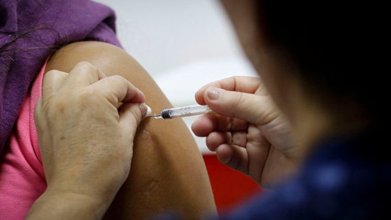 Comité Asesor en Vacunas analizará obligatoriedad de la inoculación contra el Covid-19