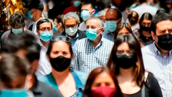 Infectólogo Miguel O’Ryan: «La mascarilla empieza a perder relevancia cuando hay menos riesgos de circulación viral»